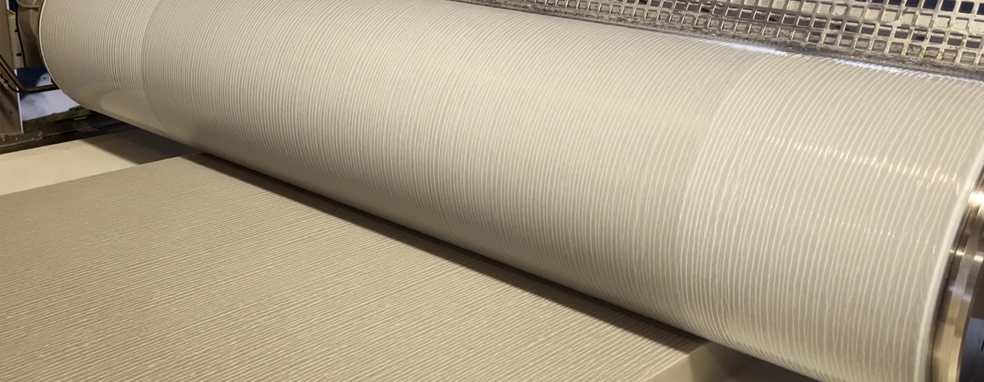 Klebewalze_1920x74.jpg keo gốc nước trên con lăn